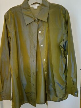 Saks Fifth Avenue Green Charmeuse 100% Silk  Button-Up Shirt